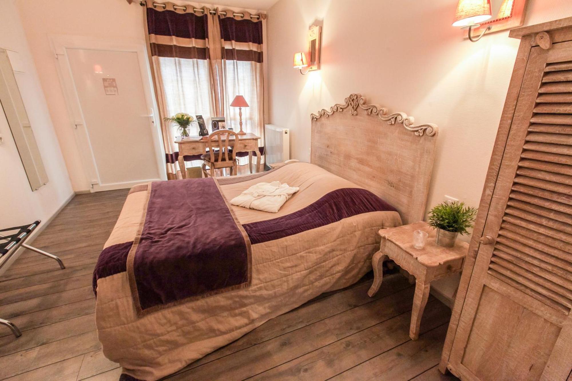 Brit Hotel Bristol Montbeliard Centre Экстерьер фото