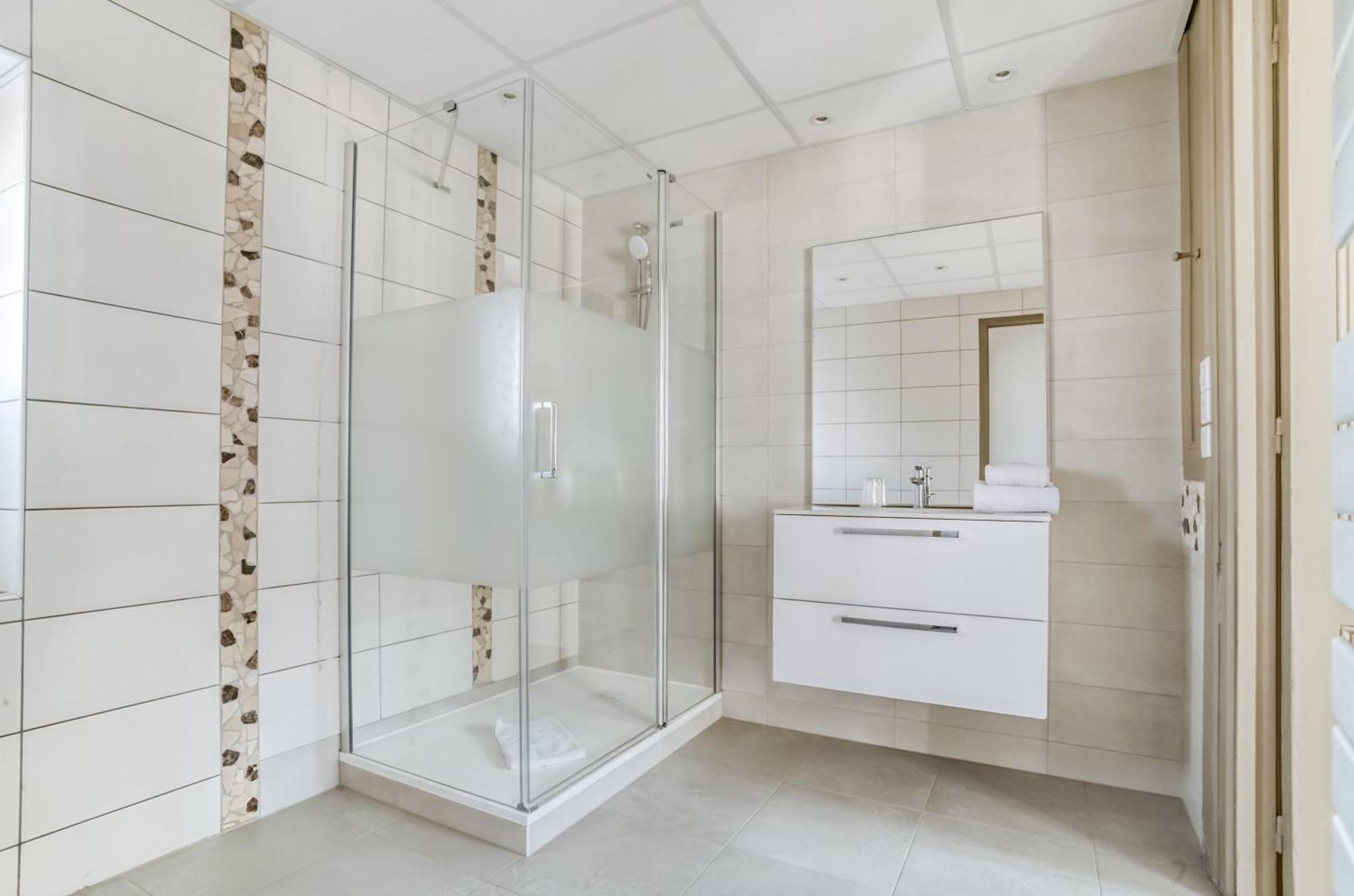 Brit Hotel Bristol Montbeliard Centre Экстерьер фото